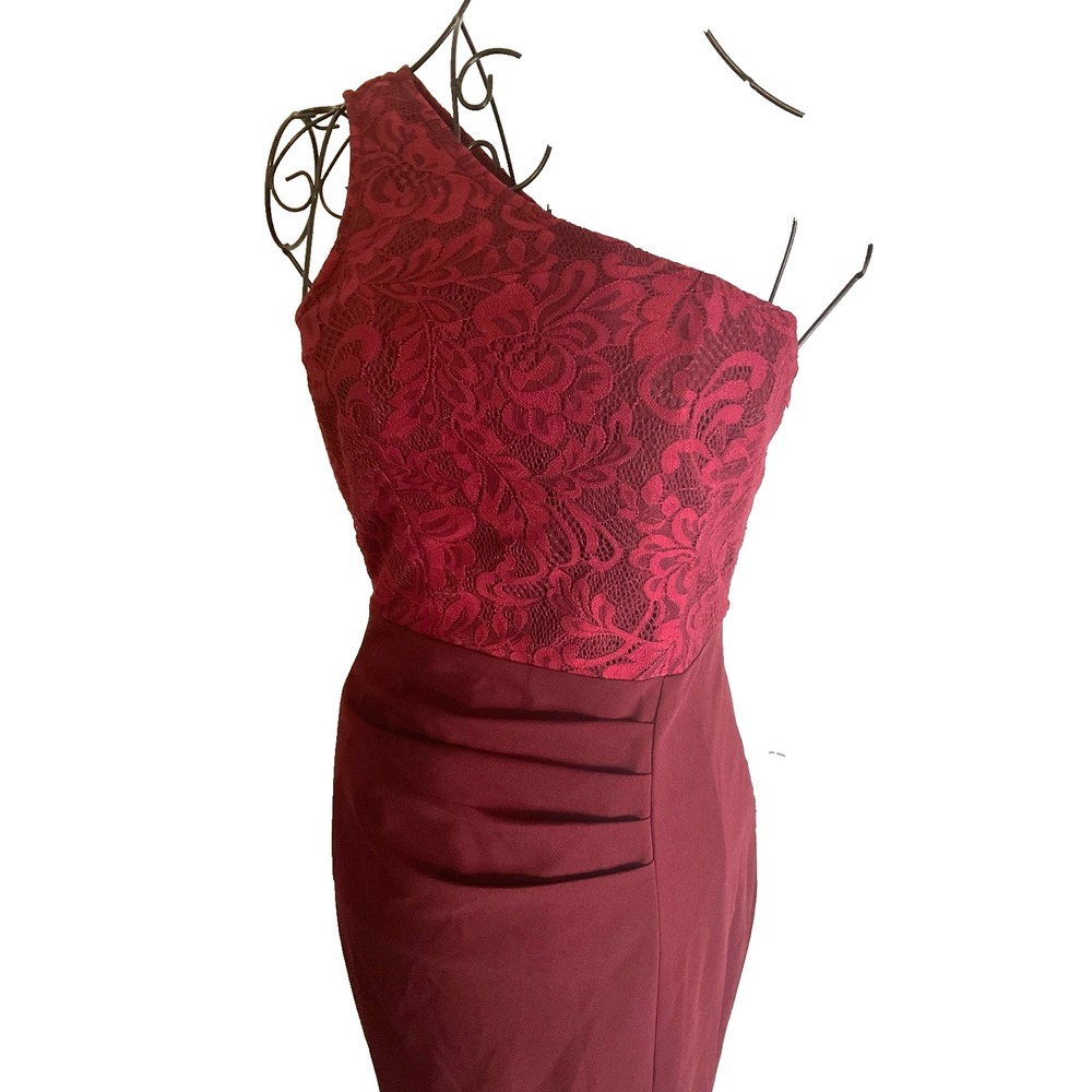 One Shoulder Burgundy Floral Pleated Waist High Side Slit Formal Dress - Picture 6 of 12